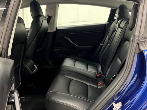 Used 2018 Tesla Model 3 Long Range RWD image 27