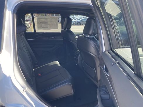 New 2025 Jeep Grand Cherokee Limited image 54