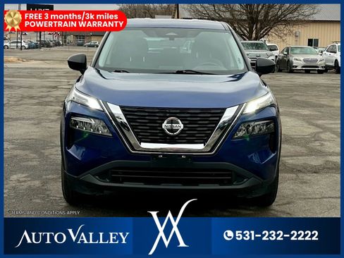 Used 2021 Nissan Rogue S AWD/4WD image 2