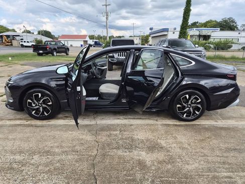 Used 2025 Hyundai Sonata SEL FWD image 20
