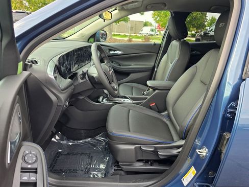 New 2026 Buick Encore GX Sport Touring image 13