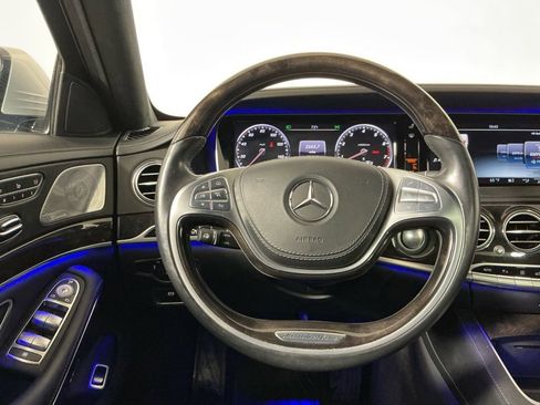Used 2016 Mercedes-Benz S 550 Sedan image 16