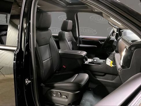 New 2026 GMC Sierra 2500 Denali w/ Denali Reserve Package AWD/4WD image 12
