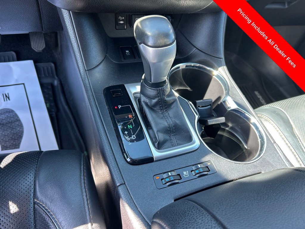 Used 2019 Toyota Highlander Limited FWD image 12