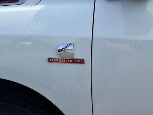 Used 2022 RAM 2500 Big Horn w/ Level C Equiment Group AWD/4WD image 6