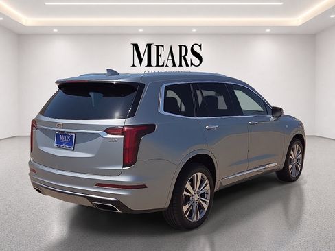 Used 2023 Cadillac XT6 Premium Luxury AWD/4WD image 5