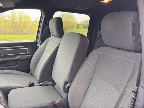 Used 2020 RAM 2500 Big Horn w/ Level 2 Equipment Group AWD/4WD image 19