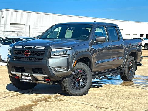 New 2026 Nissan Frontier PRO-4X w/ Tow Package image 2