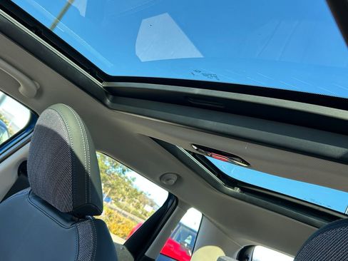 Used 2025 MINI Cooper S image 16