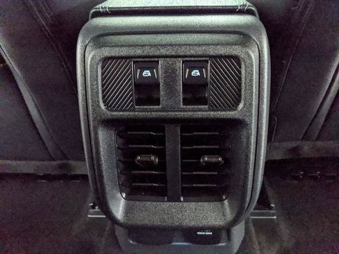 Certified 2025 Ford Bronco Outer Banks AWD/4WD image 20
