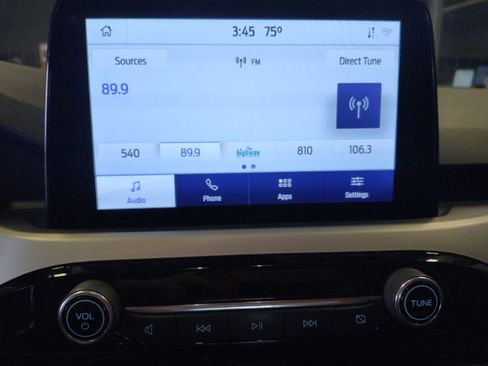 Used 2022 Ford Escape SE image 25