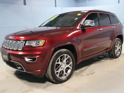 Used 2020 Jeep Grand Cherokee Overland image 34