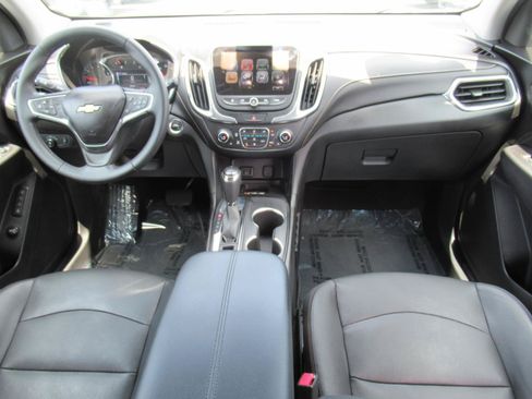 Certified 2018 Chevrolet Equinox Premier FWD image 12