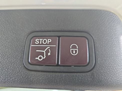 Used 2016 Mercedes-Benz GLE 350 4MATIC image 16