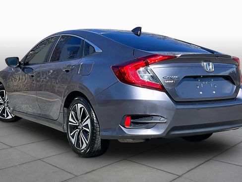 Used 2017 Honda Civic EX-T image 11