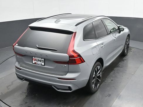New 2026 Volvo XC60 T8 Plus w/ Protection Package Premier image 31