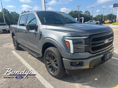Used 2025 Ford F150 Lariat w/ Equipment Group 501A Mid AWD/4WD image 3