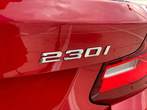 Used 2017 BMW 230i Convertible image 9
