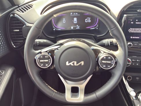 Certified 2025 Kia Soul EX FWD image 27