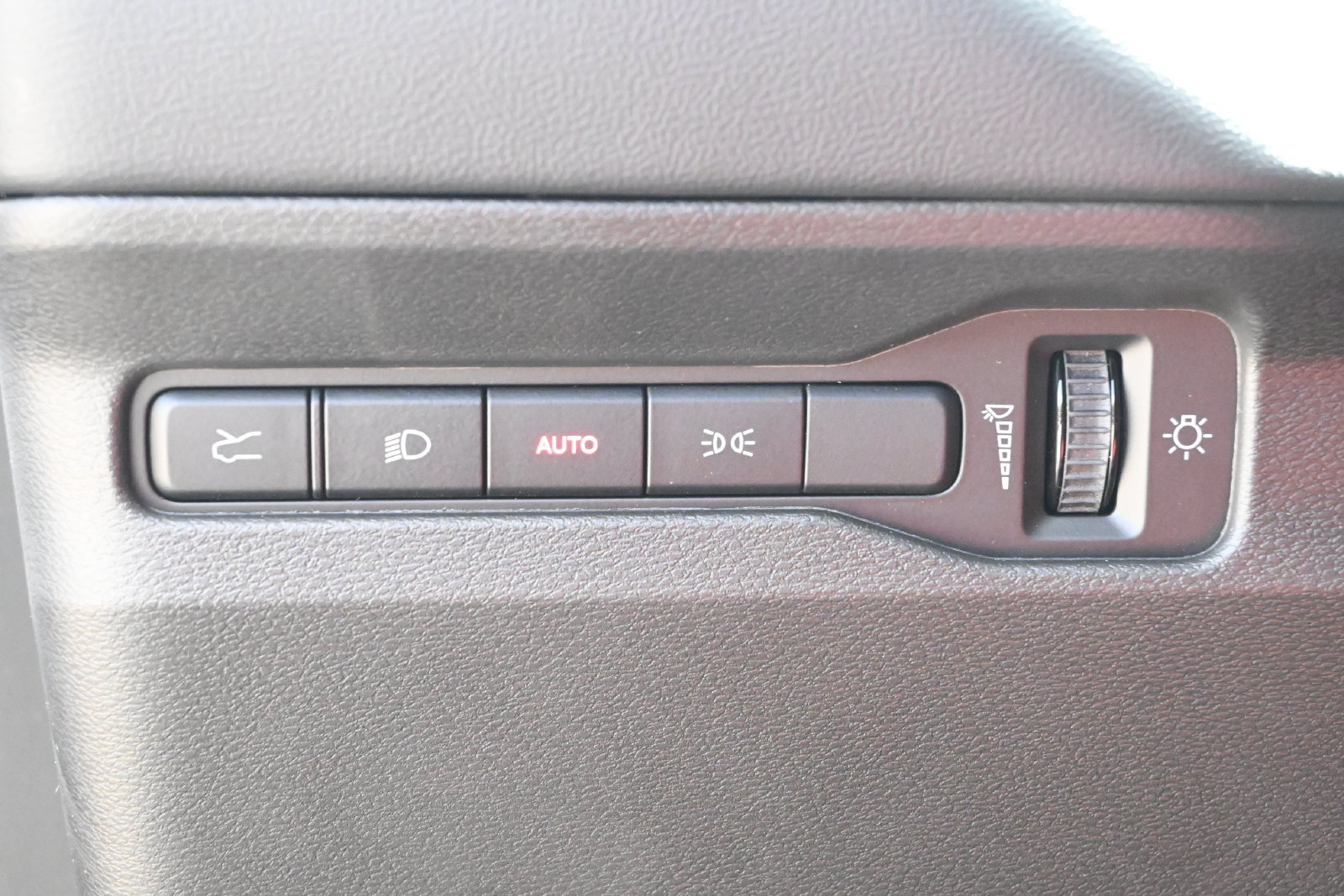 New 2026 Dodge Charger R/T AWD/4WD image 11