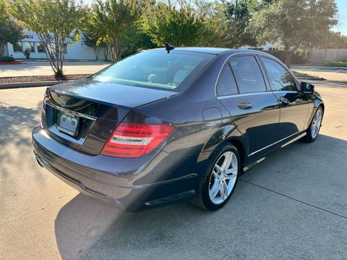 Used 2013 Mercedes-Benz C 250 Sedan image 5