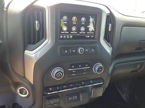 Used 2024 Chevrolet Silverado 2500 Custom w/ Custom Value Package image 10