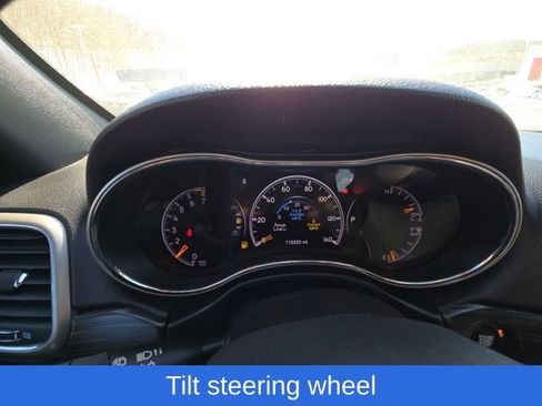 Used 2019 Jeep Grand Cherokee Laredo image 24