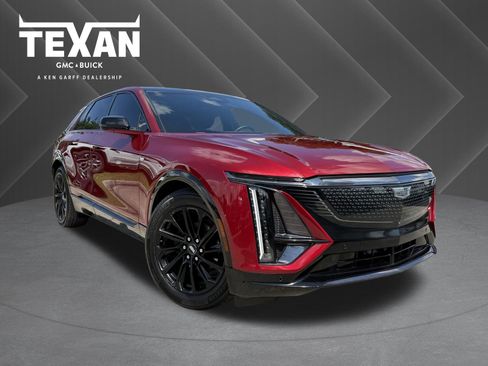 Used 2024 Cadillac Lyriq Sport RWD image 1