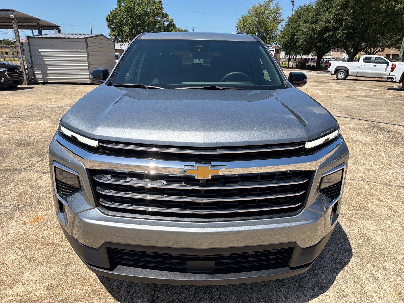 Used 2026 Chevrolet Traverse LT FWD image 7