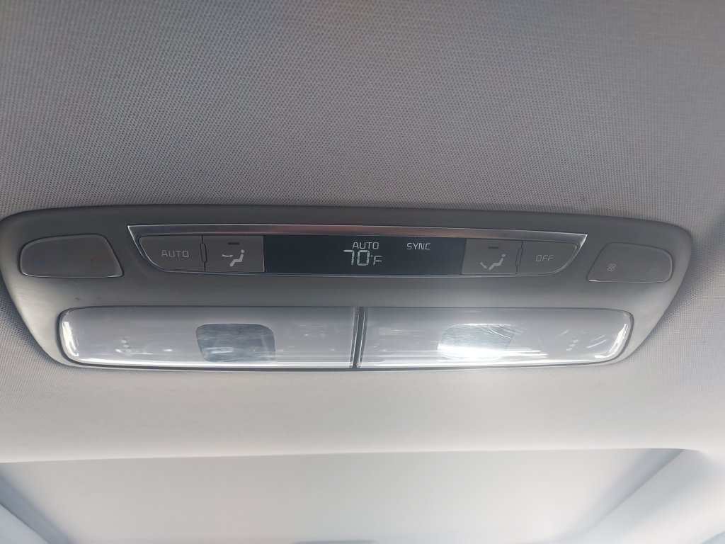 Used 2020 Kia Telluride EX AWD/4WD image 12
