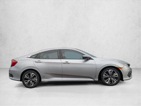 Used 2017 Honda Civic EX-L image 4