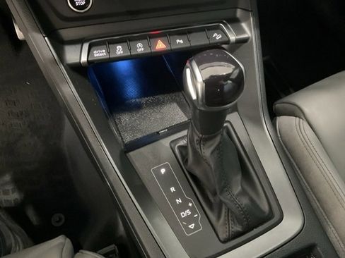 Used 2022 Audi Q3 2.0T Premium Plus image 14