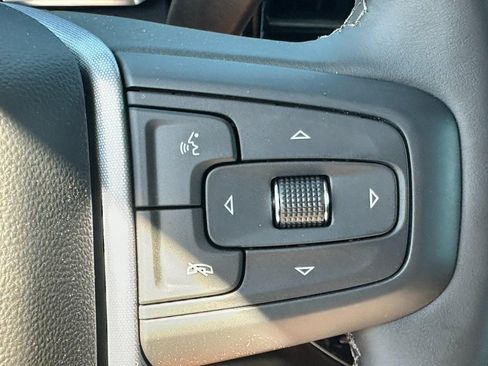 Used 2026 GMC Sierra 2500 SLE w/ SLE Value Package; image 19