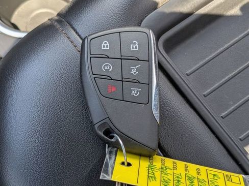 Used 2021 Chevrolet Tahoe High Country w/ Premium Package image 33