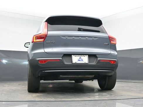 Used 2023 Volvo XC40 B5 Plus w/ Climate Package image 15