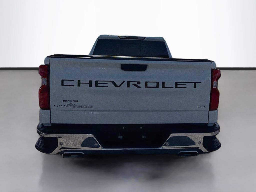 Used 2025 Chevrolet Silverado 1500 LTZ AWD/4WD image 6
