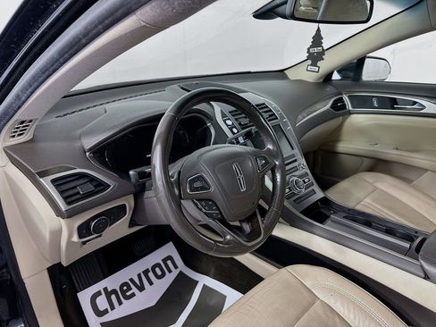 Used 2017 Lincoln MKZ Select w/ Select Plus Package FWD image 6