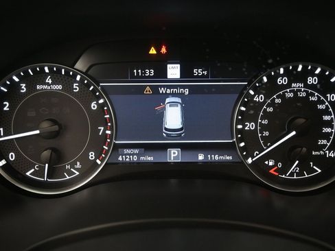 Used 2021 Nissan Armada Platinum w/ Captain's Chairs Package image 24