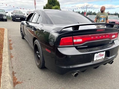Used 2012 Dodge Charger SRT8 Super Bee w/ Driver Convenience Group II RWD image 8