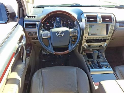 Used 2016 Lexus GX 460 image 14