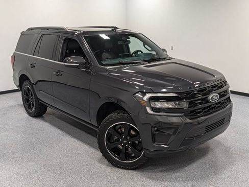 Used 2024 Ford Expedition Limited AWD/4WD image 35