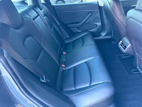 Used 2022 Tesla Model 3 Performance image 15