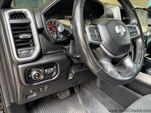 Used 2019 RAM 1500 Big Horn AWD/4WD image 15