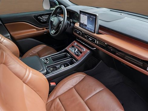 Used 2022 Lincoln Aviator Reserve w/ Equipment Group 201A image 29