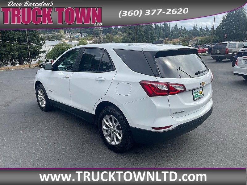 Used 2020 Chevrolet Equinox LS w/ LS Convenience Package AWD/4WD image 3