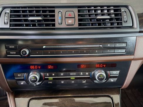 Used 2015 BMW 535i xDrive Sedan image 19