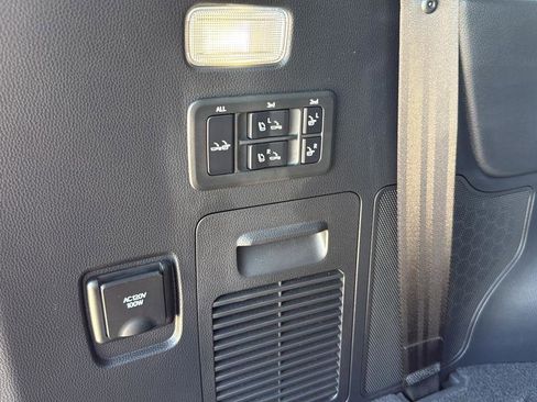 Used 2023 Lexus LX 600 4WD w/ Appearance Package image 21
