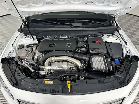Used 2026 Mercedes-Benz GLB 250 4MATIC image 29
