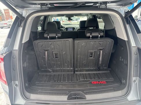 Used 2022 GMC Acadia SLT w/ Elevation Edition image 36