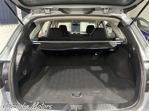 Used 2017 Subaru Outback 2.5i AWD/4WD image 10